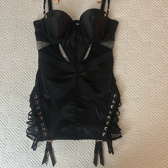 NWT Honey Birdette Jerry Dress in Black 🖤 - Picture 4 of 5